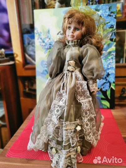Кукла фарфоровая коллекционная Remeco