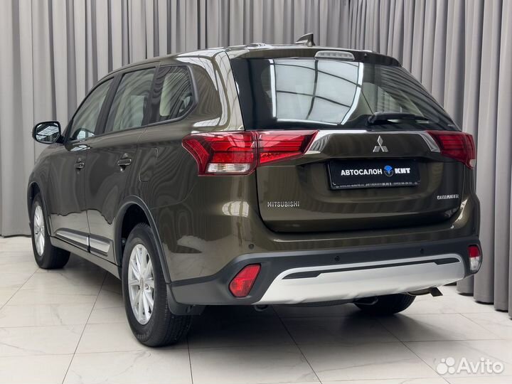 Mitsubishi Outlander 2.0 CVT, 2019, 57 556 км