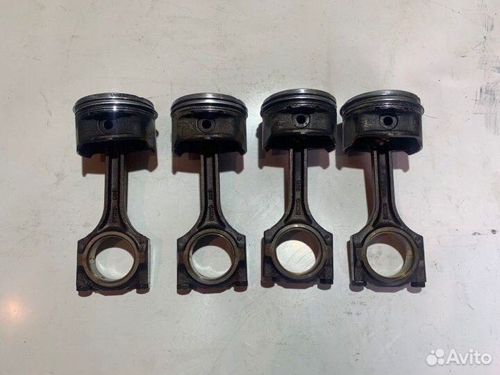 Поршень с шатуном Chevrolet Lacetti хетчбек F16D3