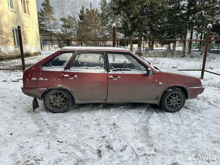 ВАЗ 2109 1.5 МТ, 1997, 200 000 км