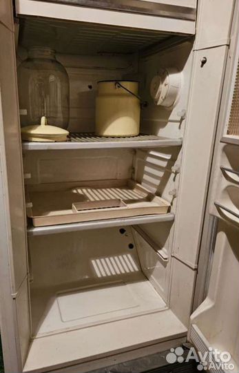 Холодильник бу Свияга