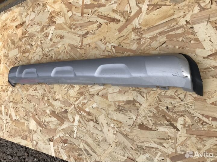 Накладка переднего бампера Subaru Forester 5 SK