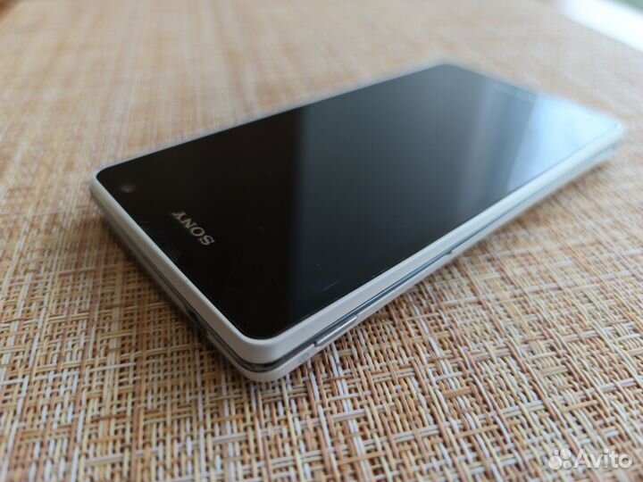 Sony Xperia TX, 16 ГБ