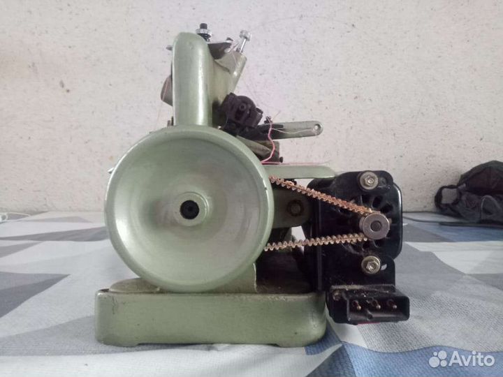 Оверлок для швейной машины