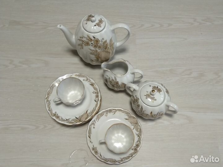 Сервиз фарфоровый кофейный, бокалы