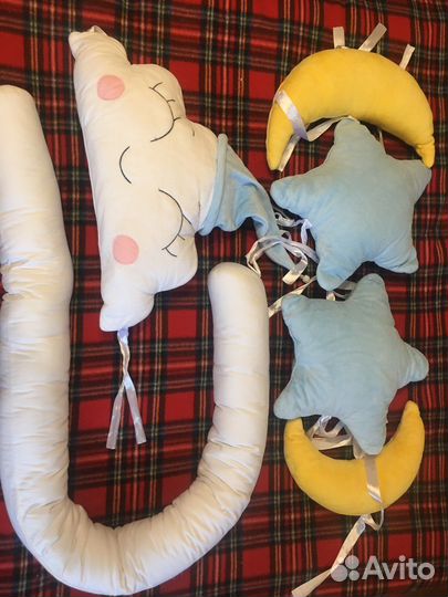 Бортики в кроватку