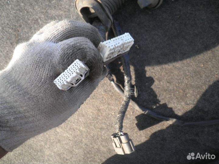 Проводка двери передней левой Nissan X-Trail T31