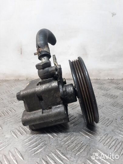 Насос для Nissan Almera N16