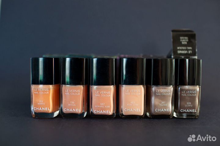 Продам лаки для ногтей Chanel