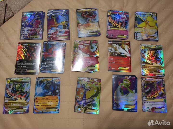 Продам карты покемон холо реверс холо