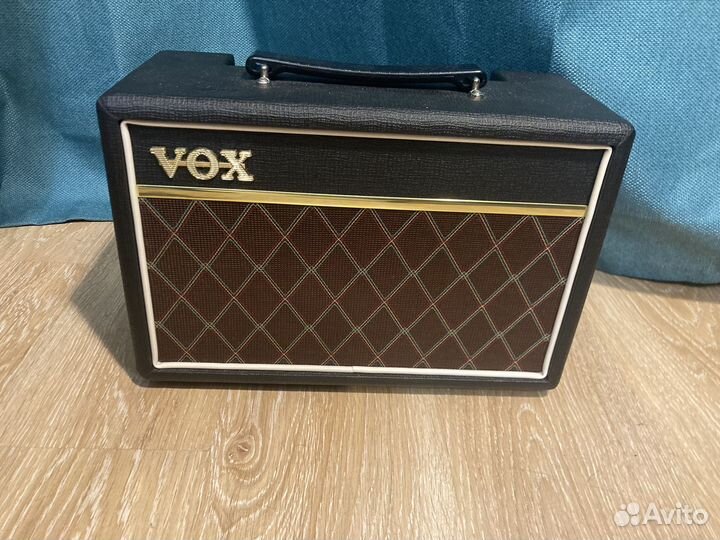 Гитарный комбоусилитель vox pathfinder 10