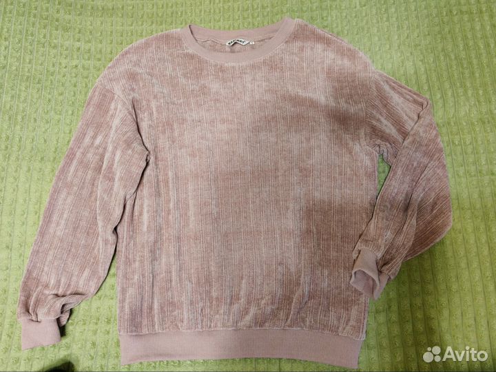 Продам пакет вещей на девушку (цена за все)