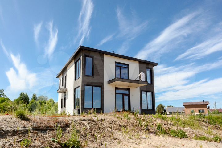 Коттедж 283,7 м² на участке 31,1 сот.