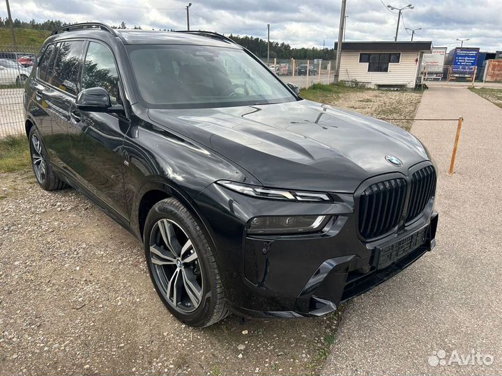 BMW X7 3 AT, 2023, 100 км