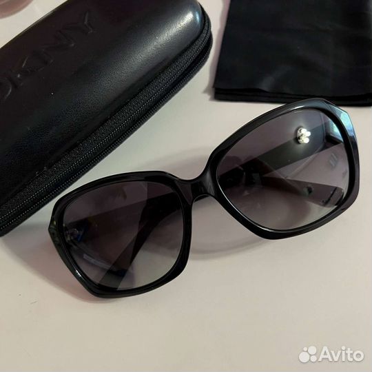 Солнцезащитные очки