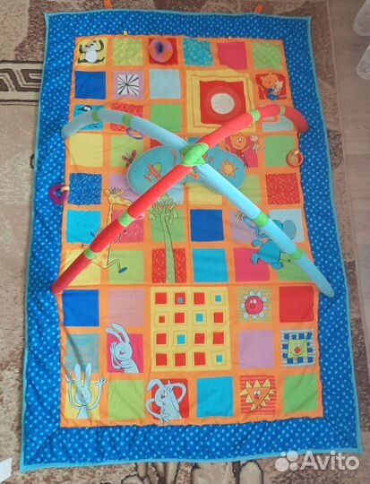 Развивающий коврик