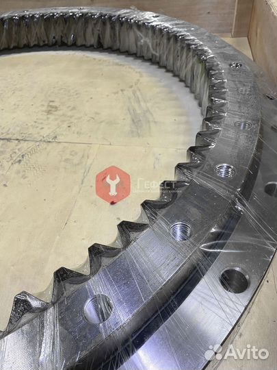 Опорно-поворотный круг CAT 345D