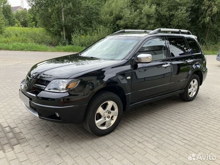 Mitsubishi Outlander 2.4 AT, 2003, 256 000 км