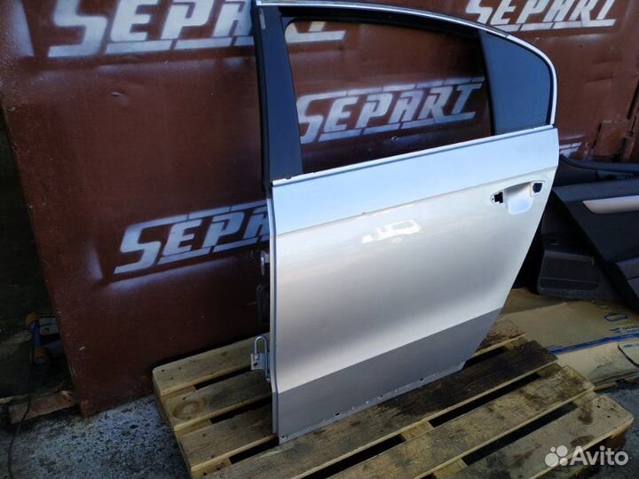 Дверь задняя левая Volkswagen Passat B7 1.4 caxa