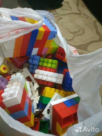 Лего крупное