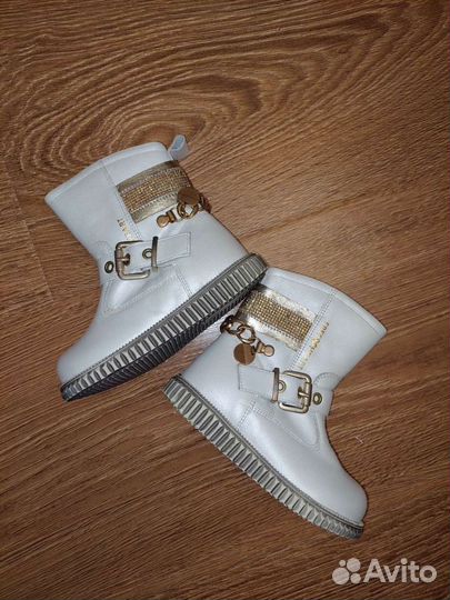 Сапожки Tiflani на девочку