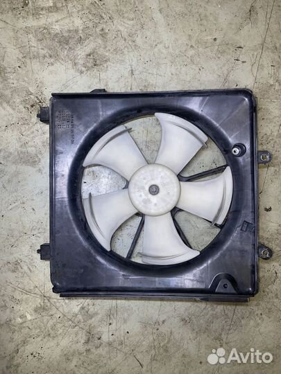 Диффузор радиатора правый 38615RBA004 Honda Accord