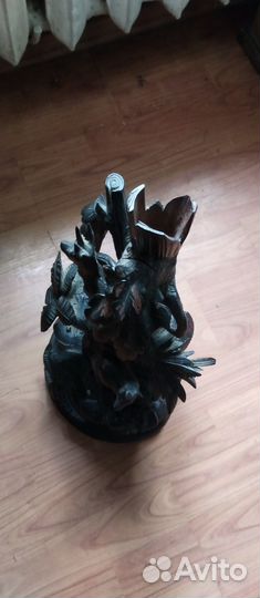 Старая Статуэтка из дерева