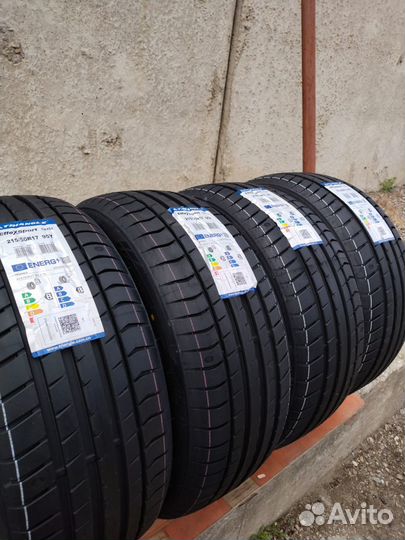 Triangle EffeXSport TH202 215/50 R17