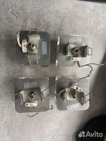 Светильник потолочный