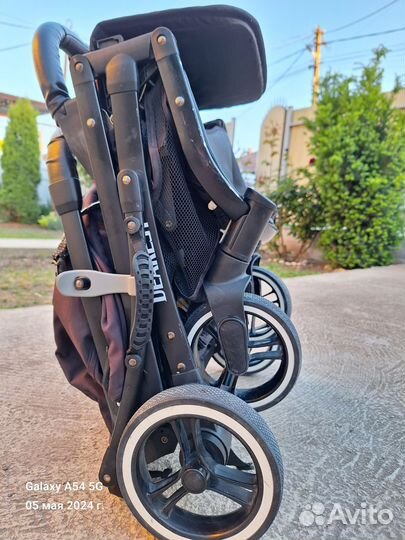 Прогулочная коляска Dearest 819