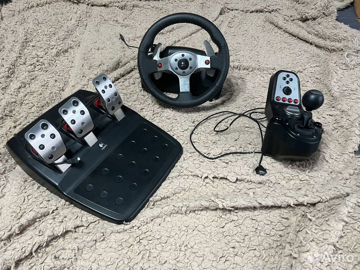 Logitech g25 - полный комплект (руль, педаль, коро