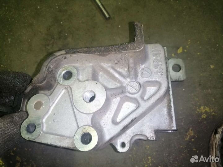 Кронштейн крепления натяжителя ремня грм Subaru