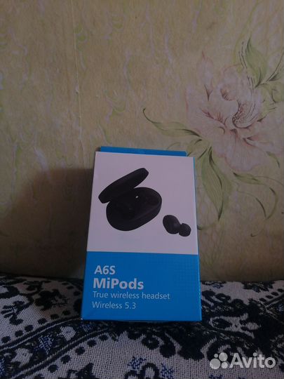 Беспроводные наушники MiPods