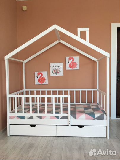 Детская кровать домик новая