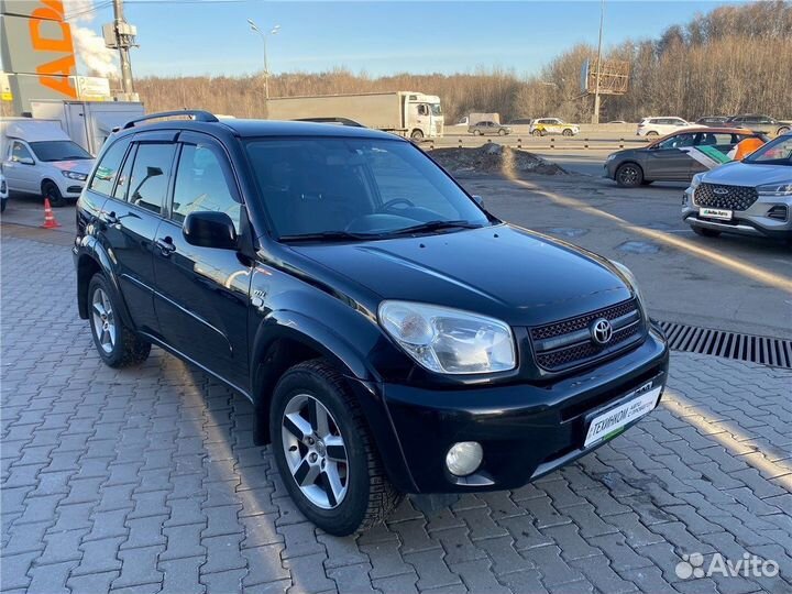 Toyota RAV4 2.0 AT, 2005, 255 000 км