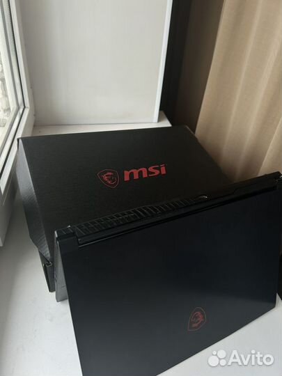 Игровой ноутбук MSI GF63 Thin 9scsr-897XRU