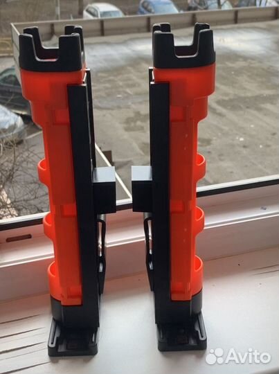 Стойки для ящика Meiho BM-250 L (оранж/ черные )