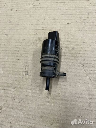 Насос омывателя лобового стекла Мерседес w204 w212