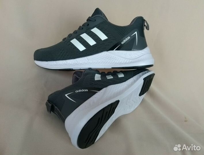 Кроссовки Adidas кроссовки летние новые