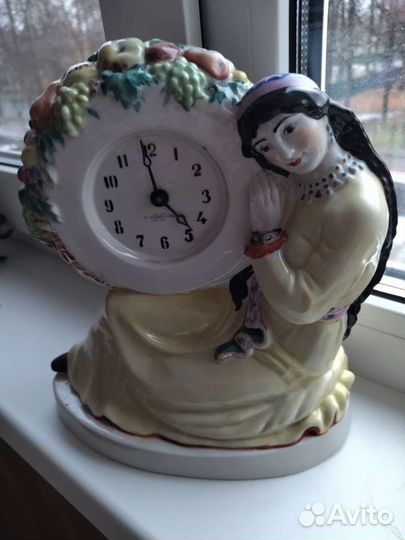 Часы. Узбечка. лфз. Данько. Фарфор
