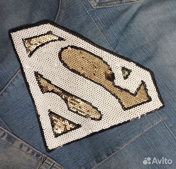 Пришивная аппликация с пайетками 