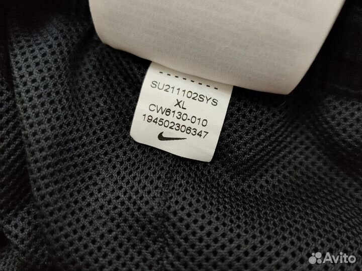 Спортивные штаны Nike