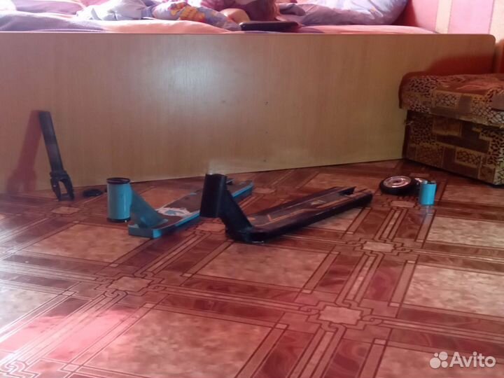 Трюковой самокат по запчастям