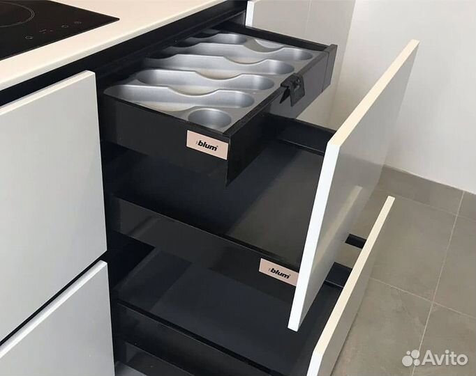 Кухонный гарнитур на заказ. Paccpoчкa дo 12 мecяцe