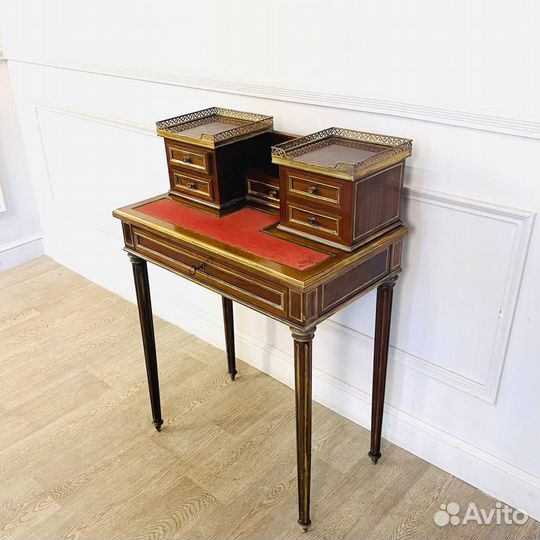 Антикварное бюро