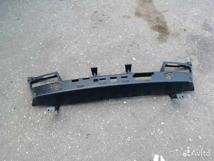 Усилитель переднего бампера Range Rover Sport 2