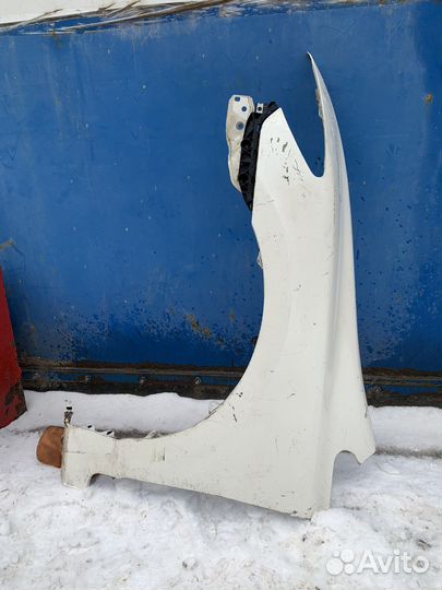 Honda civic 4D крыло переднее левое