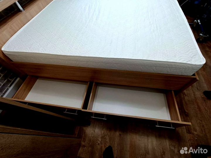 Кровать новая от производителя