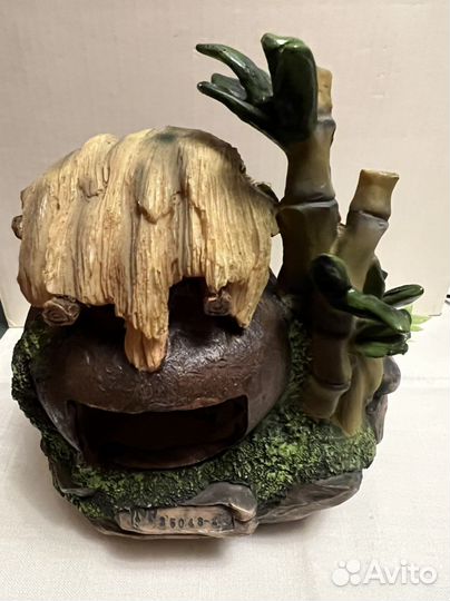 Декоративный фонтан с гномами