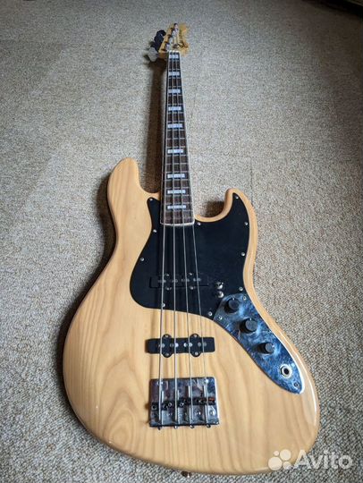 Бас гитара fender jazz bass